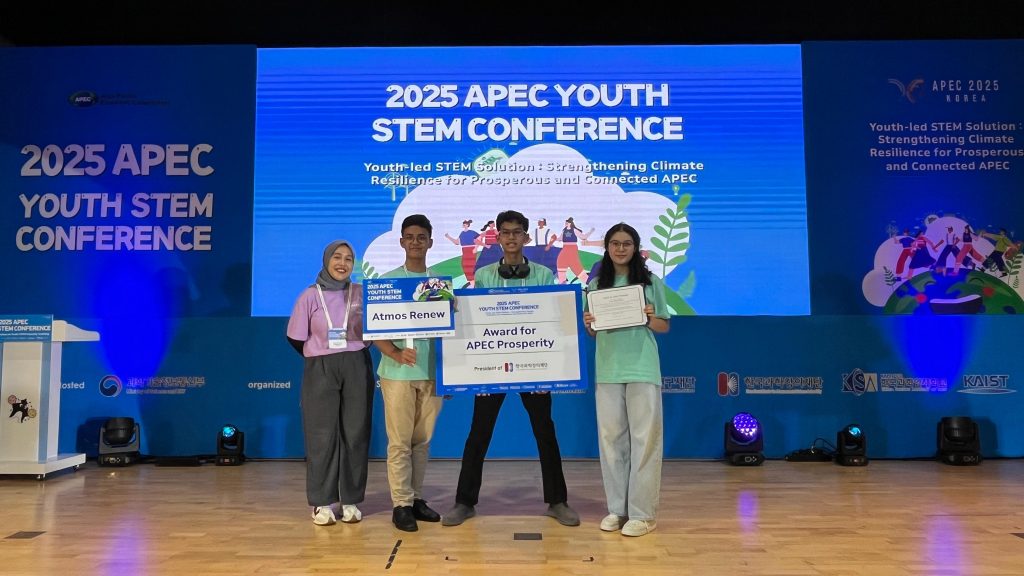 SMA Avicenna Jagakarsa di 2025 APEC Yout STEM Conference
