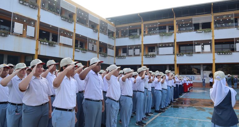 Kegiatan belajar siswa TK, SD, SMP, dan SMA Avicenna Jagakarsa dalam lingkungan sekolah karakter kepemimpinan dan sekolah ramah anak yang mendukung kreativitas, kolaborasi, dan pembentukan karakter positif.